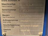 a picture of a machine that has some information on it