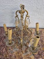 Lot de trois lustres dont 1 lustre en bronze à 6 lumières, 1… (photo 5)