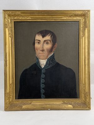 portrait d'un homme en manteau noir et chemise blanche