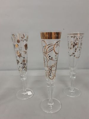 RITZENHOFF. 6 flûtes à champagne à décor doré et signé de di…