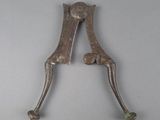 a metal object that is sitting on a table