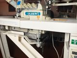 a machine that is sitting on a table in a room