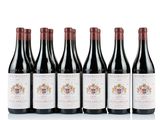 six bouteilles de vin rouge alignées