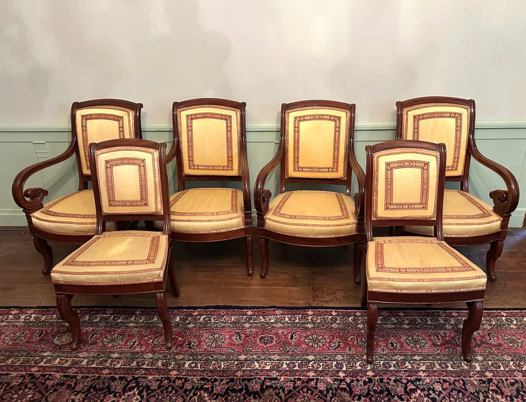 Objets d'art & Curiosités