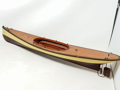 canot ponté en bois laqué brun et crème, L : 75 cm, accastil…