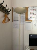 Ensemble de mobilier comprenant: (photo 5)