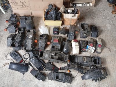 Lot plus de 70 plastique arrière + vase expansion + durite a…