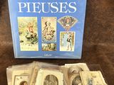 un livre avec des photos de personnes sur une table