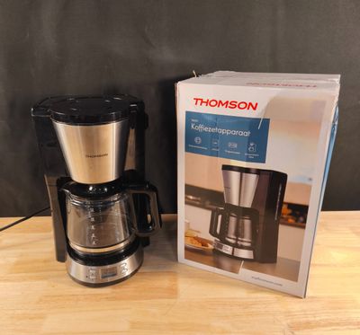 Cafetière filtre Thomson THKF12P