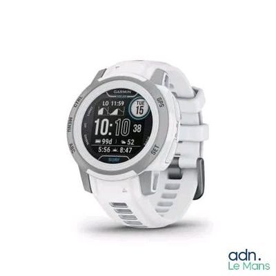 une montre blanche avec un bracelet blanc