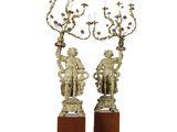 paire de candélabres figuratifs en bronze français du XIXe siècle