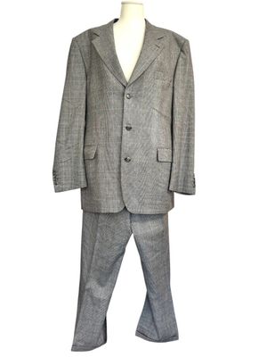 costume sur un mannequin mannequin mannequin mannequin mannequin mannequin mannequin mannequin mannequin manne
