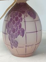 D'ARGYL - Vase en verre monté en lampe, à décor peint façon … (photo 2)