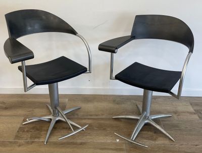 Philippe STARCK (né en 1949) Réunion de deux fauteuils de ba…
