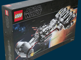 une boîte contenant un ensemble Lego Star Wars
