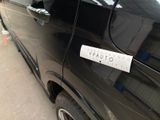 a sticker on the side of a car that says v - auto