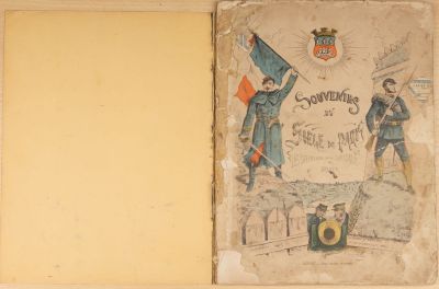 une peinture sur le mur d'un immeuble représentant un homme tenant un drapeau