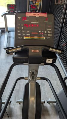 a close up of a tread on a machine in a gym