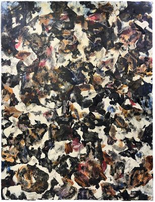 une peinture abstraite dans des tons de noir, de blanc et de marron