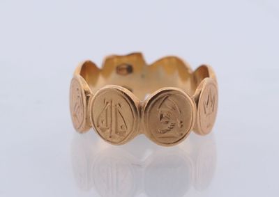 Bague en or jaune 750 à décor gravé en réfèrence aux iles gr… - Photo 1