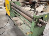 a large machine that is sitting in a room