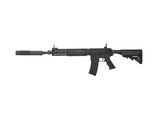 un fusil AR-15 sur fond blanc, portant l'inscription « AR-15 »