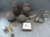 plusieurs objets posés ensemble sur une table