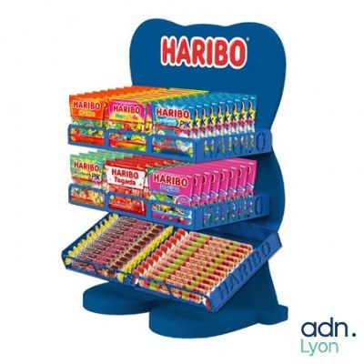 un présentoir proposant des bonbons de différentes saveurs