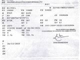 un gros plan sur un document comportant la photo d'une personne