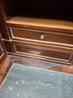 Bureau à cylindre en acajou et placage d'acajou, le plateau … (photo 6)