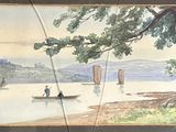 une image d'un tableau représentant un bateau sur l'eau