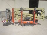 a picture of a scissor with a lift attached to it