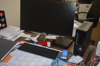 Sur désignation. UC HP, écran Inove, en l'état. A l'étage  ! - Photo 1