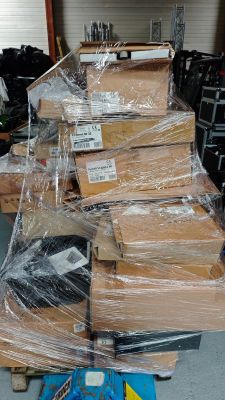 Ensemble d'environ 47 pieds d'écran Bang & Olufsen, support,…