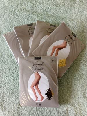 Lot de 18 paires de collants de la marque FOGAL (produit de …