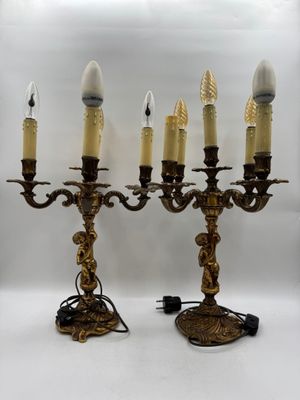 Paire de candélabres à cinq bras de lumière en bronze doré, …