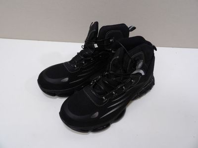 nike air max 95 black / black / white size 11 5