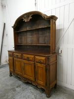 Buffet vaisselier en bois fruitier, sculpté d'une gerbe de b… (photo 2)