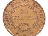 gros plan d'une pièce de monnaie sur une surface blanche