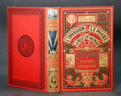 la couverture et la quatrième de couverture d'un livre rouge orné d'une bordure dorée