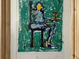 tableau représentant un homme assis sur une chaise, tenant un oiseau dans la main
