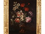 une peinture à l'huile représentant des fleurs dans un vase sur une table