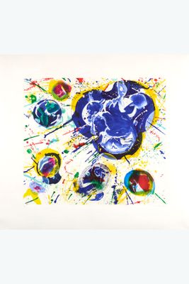 peinture abstraite représentant un cœur bleu et blanc entouré d'éclaboussures de peinture