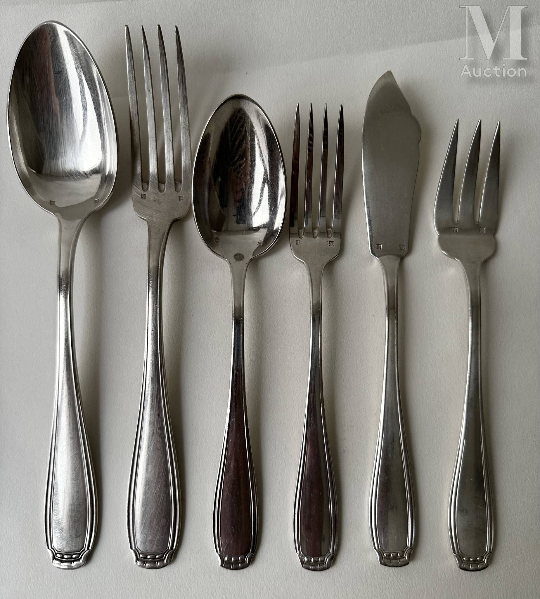 Objets d'art & Curiosités