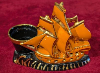 Années 20 / 30 - Vide poche - Voilier décoratif en céramique…