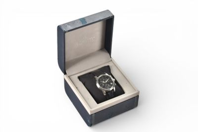 ATLANTIC. Montre chronographe d'homme à fond noir à mouvemen…