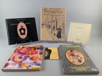 Ensemble de 6 ouvrages et catalogues de référence sur les fl…