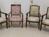 quatre chaises rembourrées, rembourrées, rembourrées, rembourrées, rembourrées, rembourrées, rembourrées, rembourrées, rembourrées, rembourrées, rembourrées, rembourrées, rembourrées, rembourrées, rembourrées, rembourrées, rembourrées, rembourrées, rembourrées, rembourrées, rembourrées, rembourrées, rembourrées, rembourrées, rembourrées, rembourrées, rembourrées, rembourrées, rembourrées, rembourrées, rembourrées, rembourrées, rembourrées