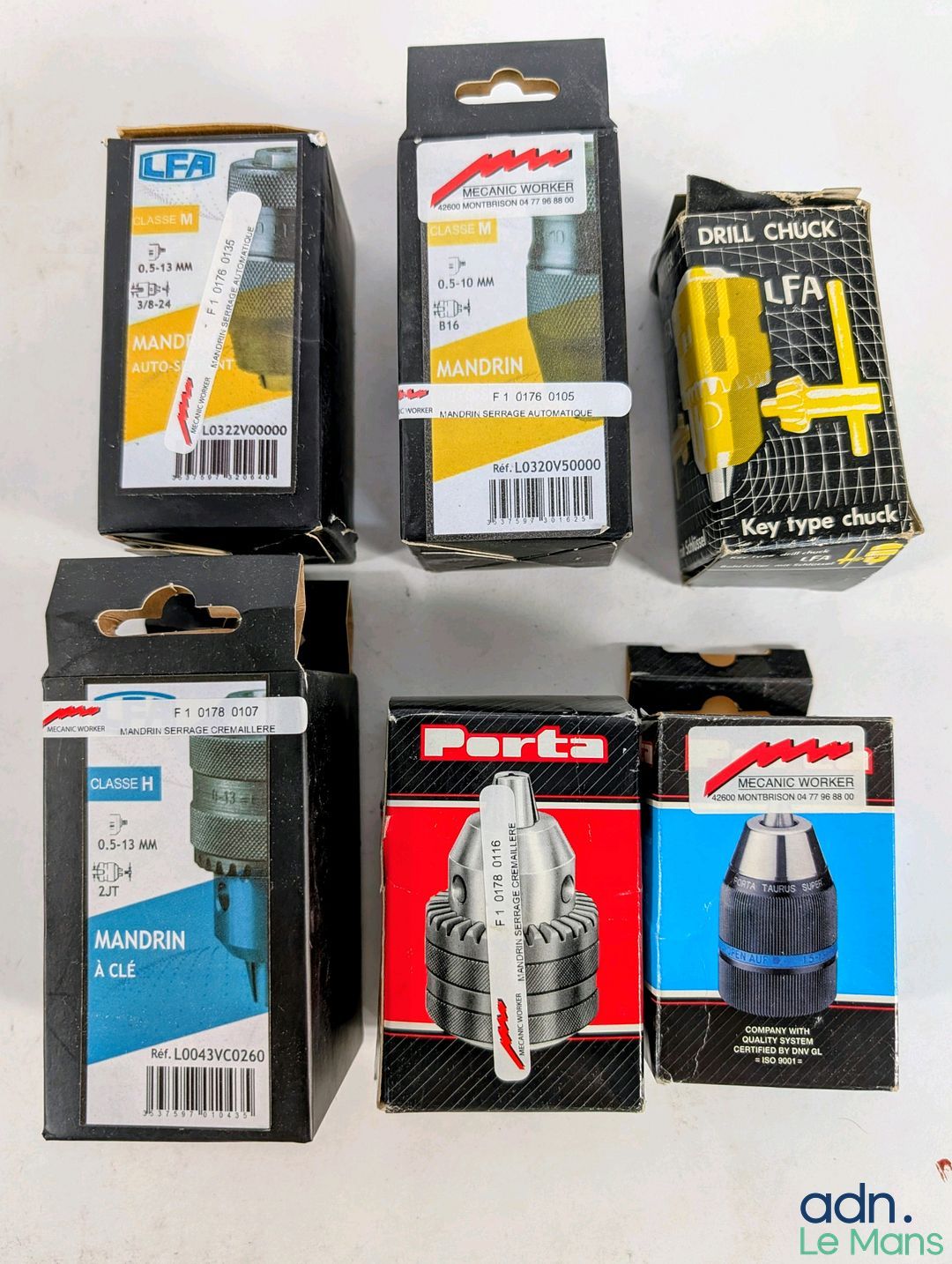 Lot de 6 mandrins de modèles divers.