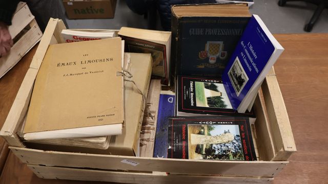 Régionalisme : les émaux Limousins, ; Georges Guingouin ; cartes ...